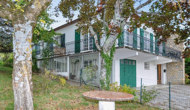 5 bedroom accommodation in Puivert