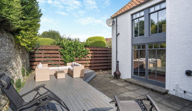 5 bedroom accommodation in Pitlessise, near Cupar