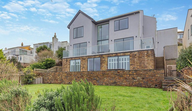 5 bedroom accommodation in Polruan, near Fowey