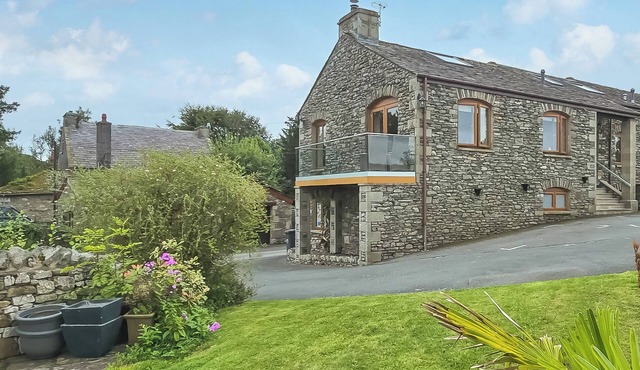 5 bedroom accommodation in Halfpenny, near Kendal