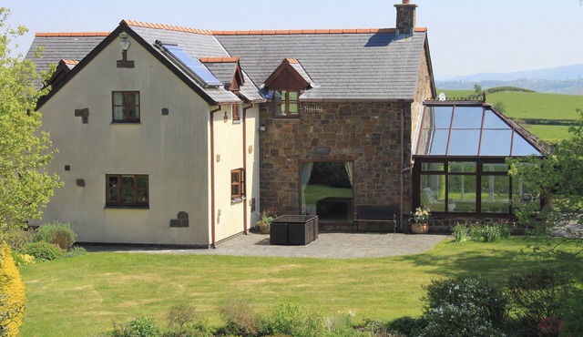 5 bedroom accommodation in Aberhafesp, near Newtown