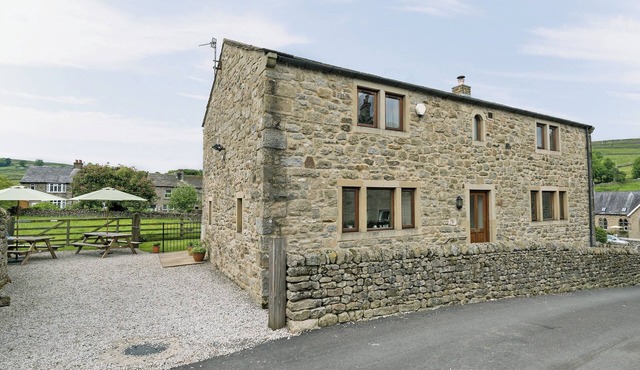 5 bedroom accommodation in Hebden, near Skipton