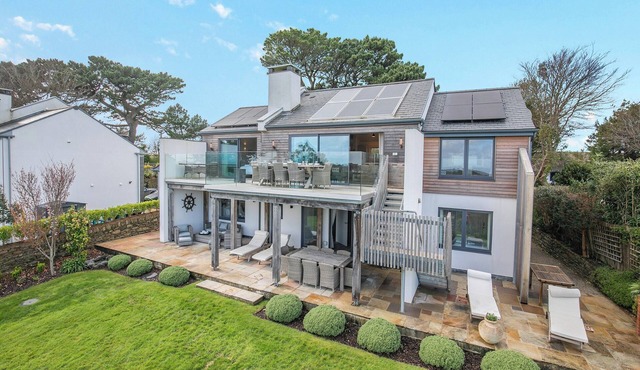 5 bedroom accommodation in St Mawes, near Truro