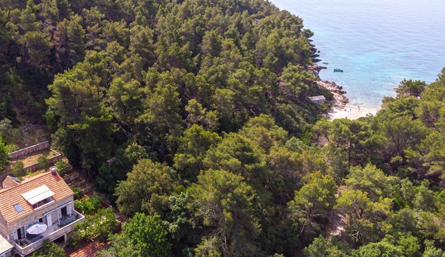 5 bedroom accommodation in Pupnat