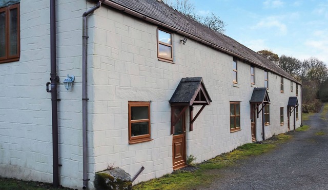 5 bedroom accommodation in Bala