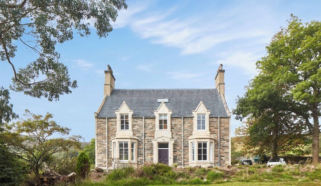 5 bedroom accommodation in Balmacara, near Kyle of Lochalsh
