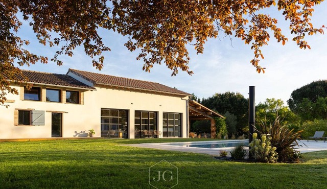 5 bedroom agritourism property in verfeil