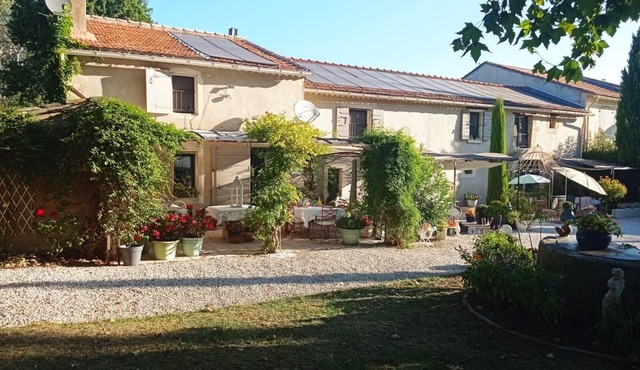 5 Bedroom Agritourism property in Noves