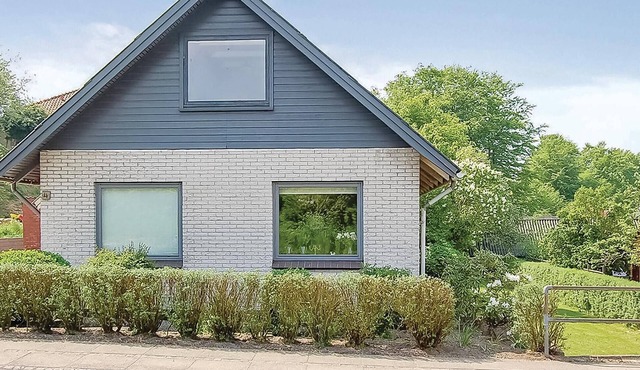 5 bedroom amazing home in Fredericia