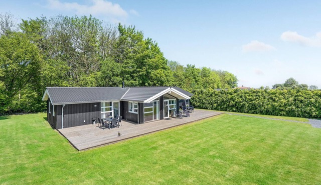 5 bedroom amazing home in Sydals