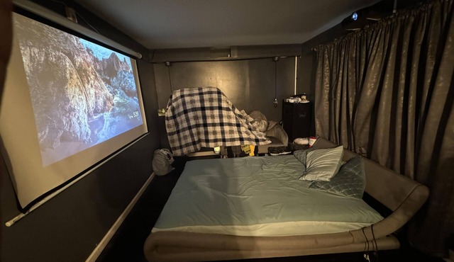 5 Bedroom Apartment Hotel