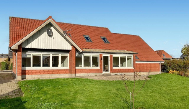 5 bedroom awesome home in Lemvig