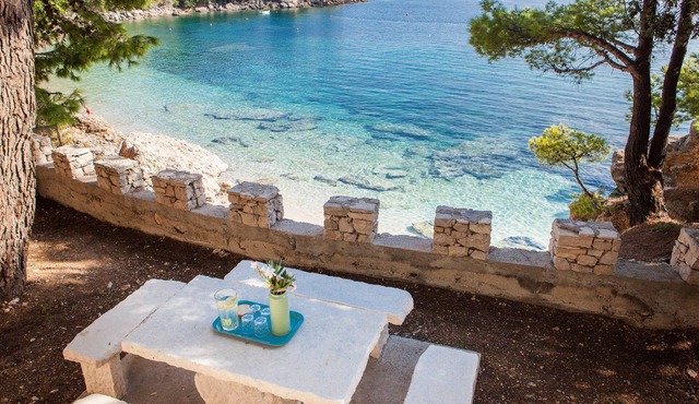 5 bedroom Beach Front villa on Peljesac. Stunning beach.1st ROW. AMERICAN OWNER