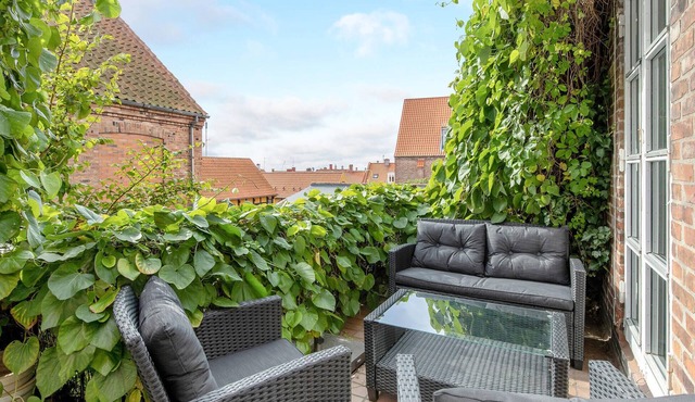 5 bedroom beautiful apartment in Rønne
