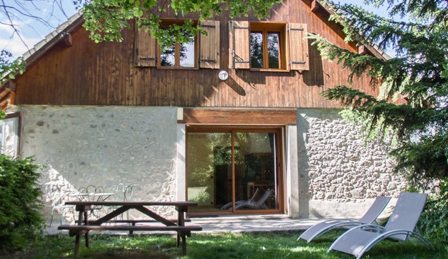 5 bedroom chalet in a natural setting in Chabottes, Ecrins National Park