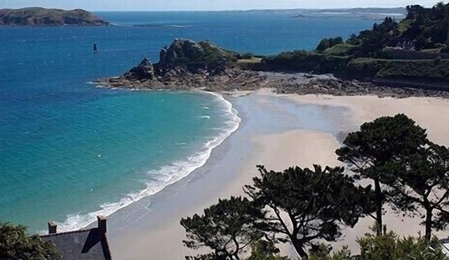 5 Bedroom Coastal Villa with indoor heated swimming pool.