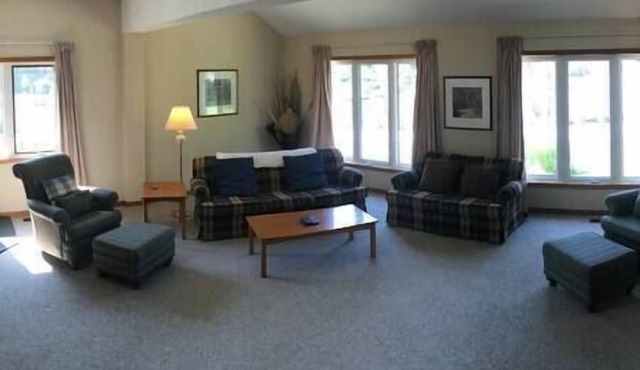 5 Bedroom Cottage on Georgian Bay - The Victoria