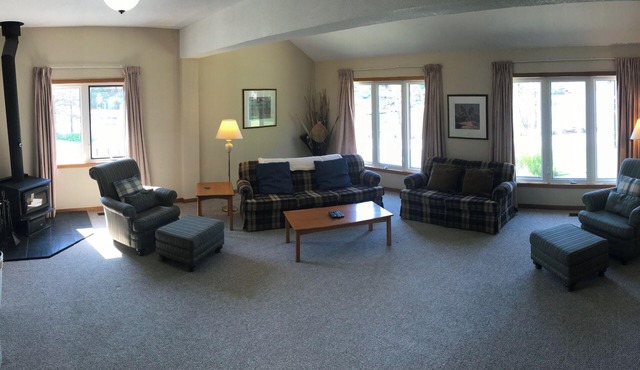 5 Bedroom Cottage on Georgian Bay - The Victoria