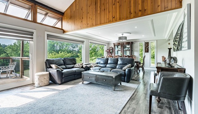 5-Bedroom Countryside Estate in Northern GTA – Ideal for Gatherings & Getaways
