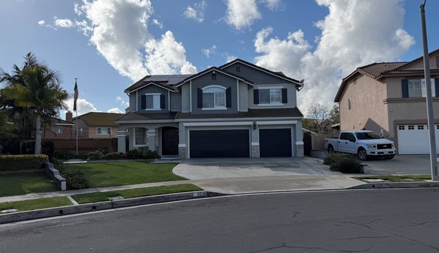 5 bedroom dream house in delightful Chino with AC and paradise for a backyard
