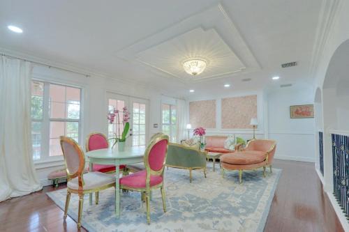 5-Bedroom Euro Villa 4 Retreats, Weddings, & More!