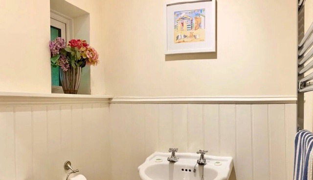 5 Bedroom House in Kingston