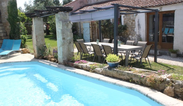 5 bedroom gite with private pool in village setting
