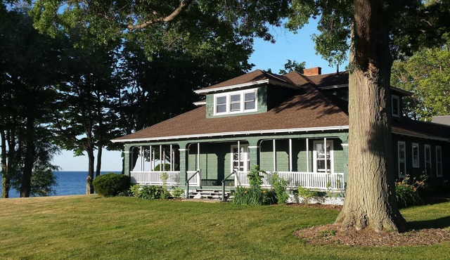 5 Bedroom Historic Ontario Lakefront Home -The Cottages At Troutburg