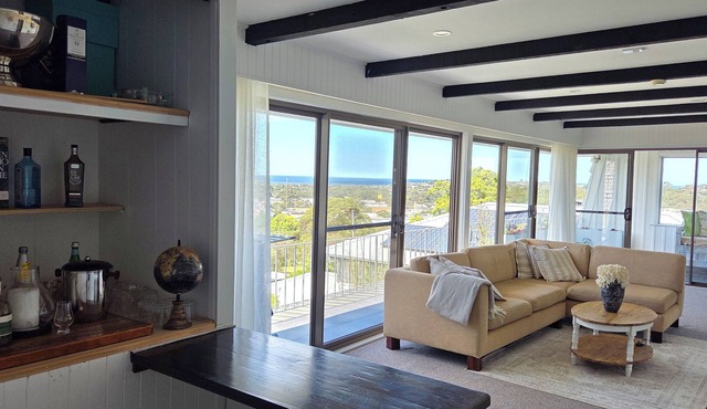 5-bedroom holiday home on Northern beaches near Manly