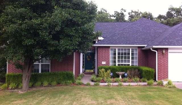 5 bedroom home for a quiet vacation in beautiful Northwest Arkansas