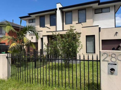 5 Bedroom Home in Clayton