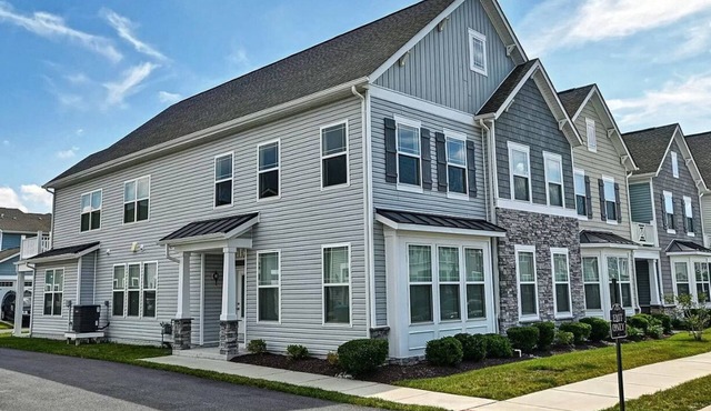 5 bedroom home in Ocean View Beach Club -w/shuttle service to Bethany Boardwalk!