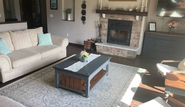 5-Bedroom Home in Quiet Neighborhood