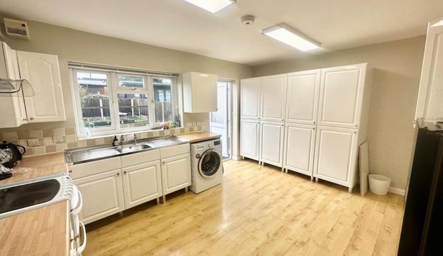 5 Bedroom house in DA7