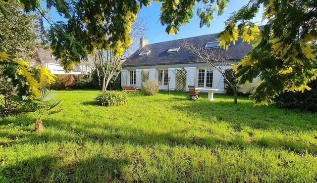 5 bedroom house near beach and Port du Crouesty