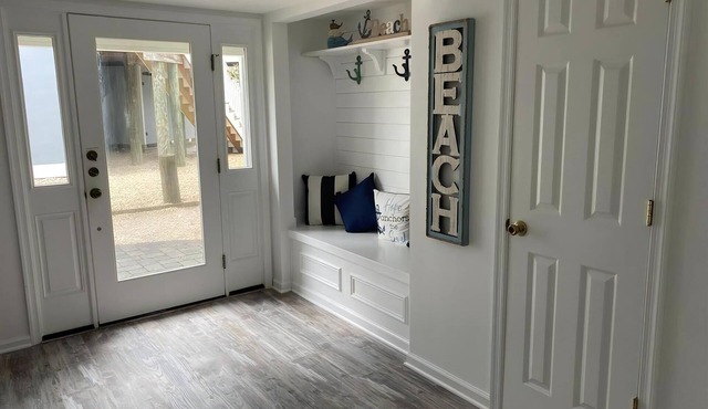 5 bedroom house steps to private Beaches