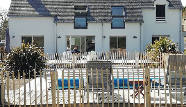 5 bedroom house with pool 4.5km from the beaches