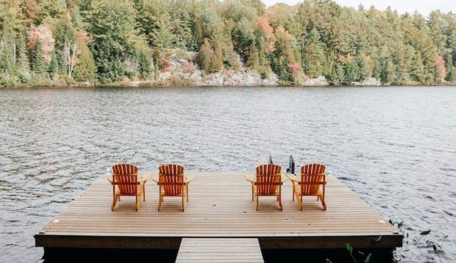 5 bedroom Muskoka Lakeside Getaway