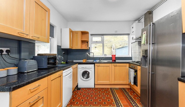 5 Bedroom Nottingham Gem