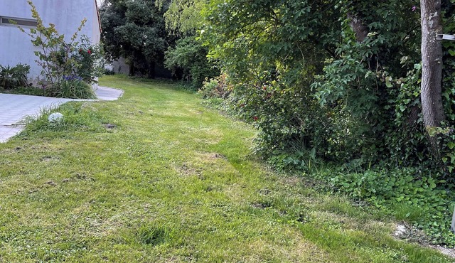 5 Bedroom Private vacation home in Les Gonds