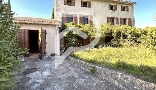 5 Bedroom Private vacation home in Le Val