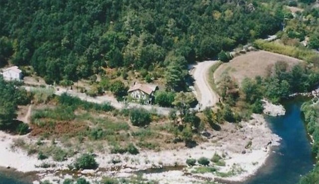 5-bedroom riverside house
