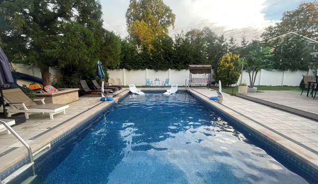 5 Bedroom Ryder Cup home. 13 minutes. 9 miles to Ryder Cup.