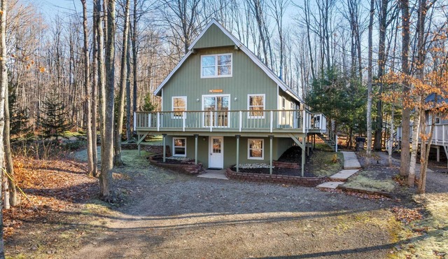 5-bedroom Ski Golf Chalet in Harbor Springs
