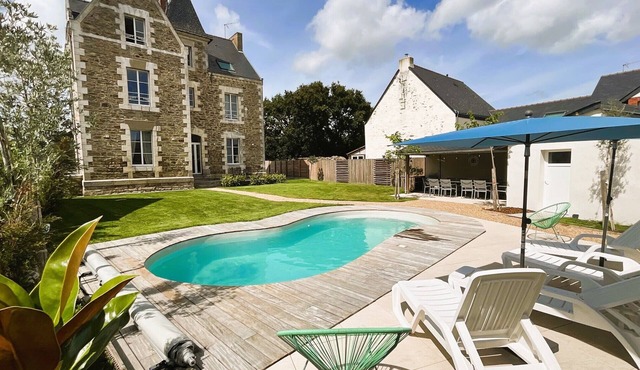 5 Bedroom Villa in Crossac