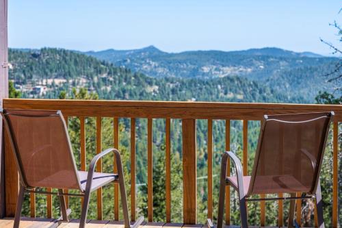 5 Bedroom Whole Home with Mountain Views