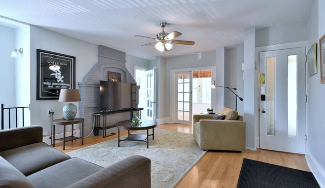 5 bedroom with 5 beds and 2 bathrooms