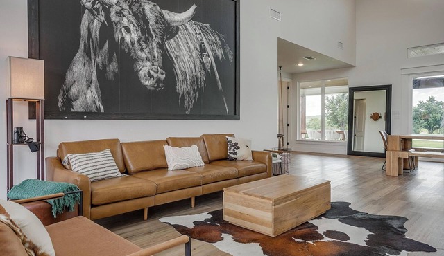 5-bedroom with pool on Private Ranch, Fishing, Hiking