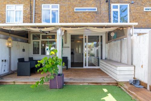 5 bedroom with Prking