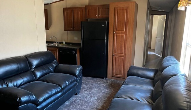 5 Bedroom Work Trailer